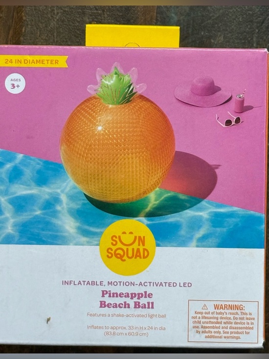 Sun Squad Other - Sun Squad Inflatable Light Up LED & Motion Activated Pineapple Beach Ball NWT